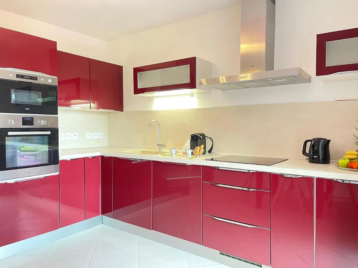 Tres Bel Appartement -Residence Avec Piscine Sur Le Toit Et Vue Panoramique Saint-Raphaël