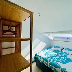 2 Pieces, Face A La Appartement