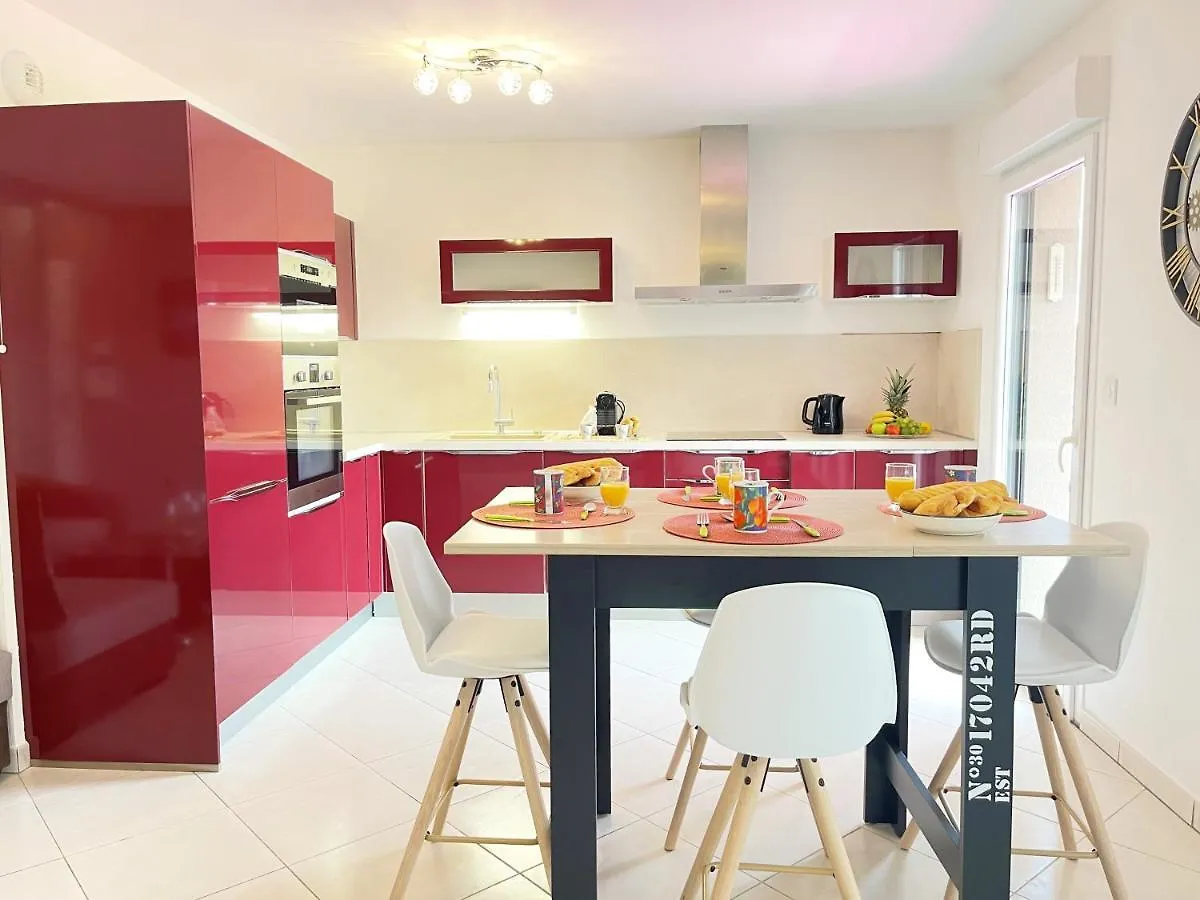 Tres Bel Appartement -Residence Avec Piscine Sur Le Toit Et Vue Panoramique Saint-Raphaël